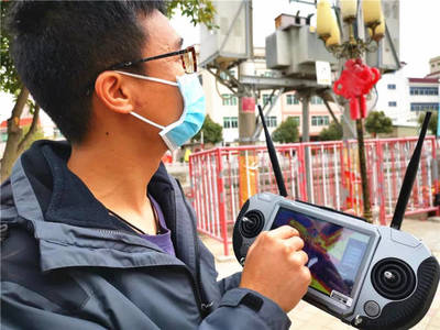 科技賦能疫情防控 潮南啟用無人機(jī)開展立體巡查與宣傳